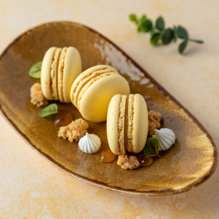 sfeerfoto_66844016_macaron_passion_fruit_1.png