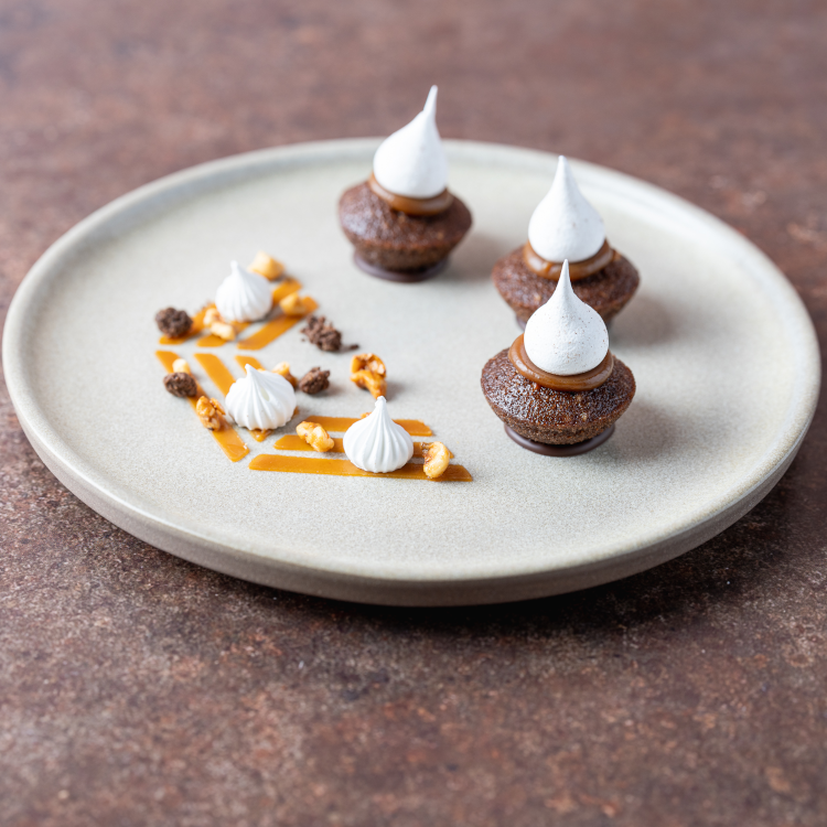 sfeerfoto_61844910_meringue_caramel_chocolat.png