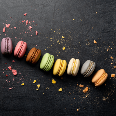 sfeerfoto-66844016-macaron-passion-fruit.png