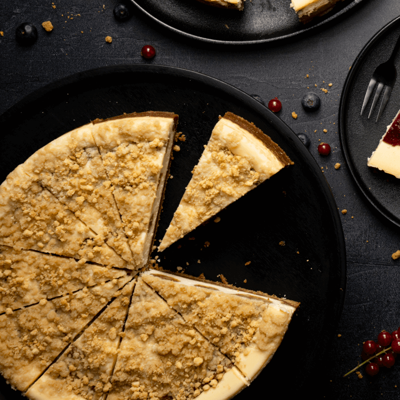 sfeerfoto-82243416-cheesecake-apple-crumble.png
