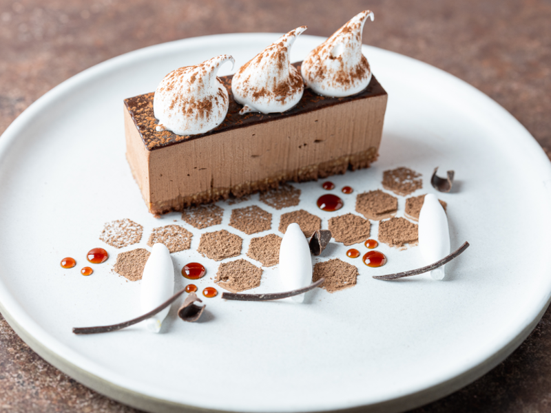 sfeerfoto-65828002-coupe-noir-meringue-bavarois.png