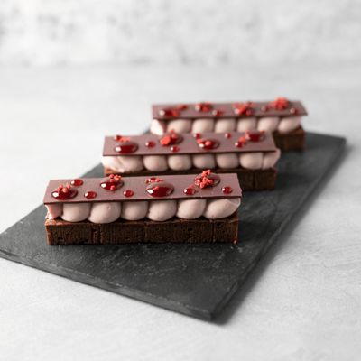 sfeerfoto-65842068-dark-chocolate-raspberry.png