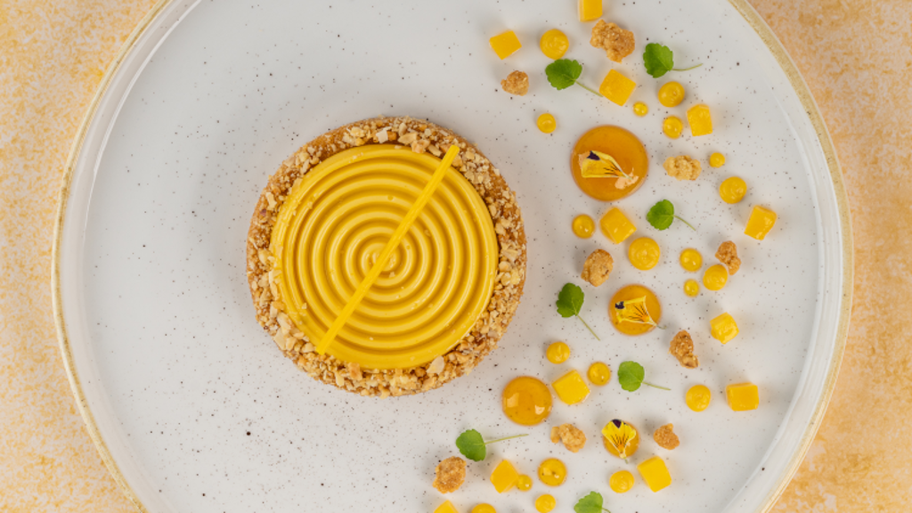 sfeerfoto-65842070-tartelette-passie-en-praline-1.png