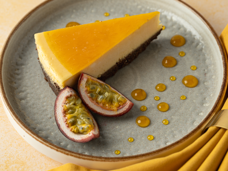 sfeerfoto-82243424-cheesecake-mango-passion-2.png