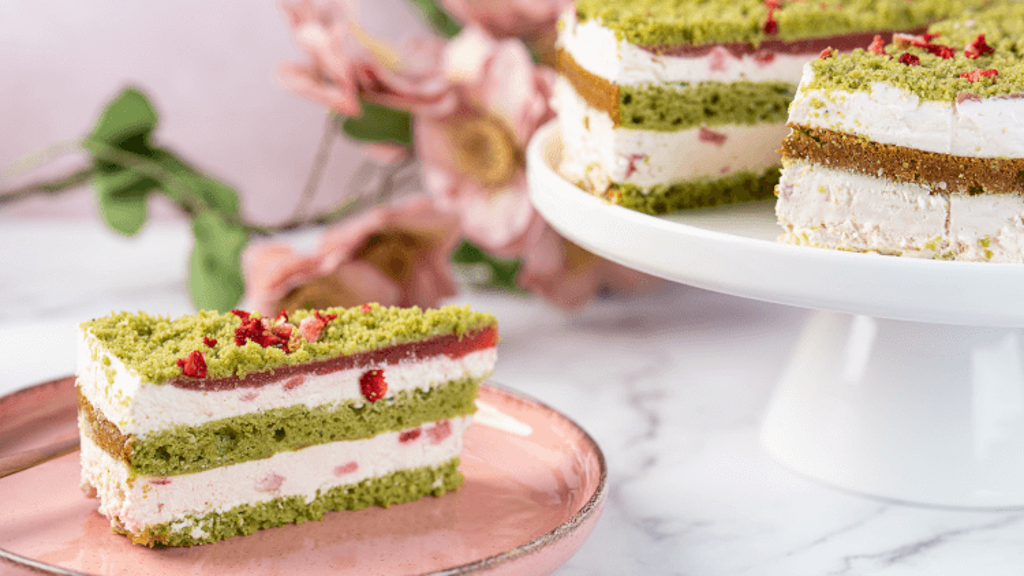 2243427-dream-cake.png