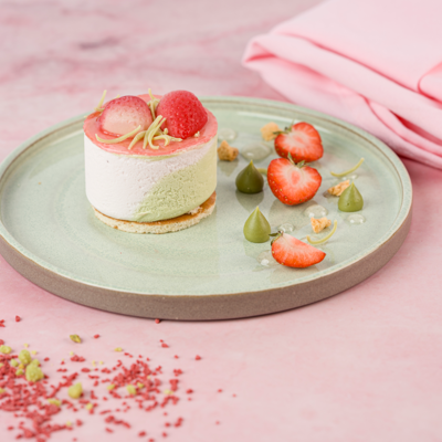 sfeerfoto_65811532_strawberry_matcha_ijs_dessert.png